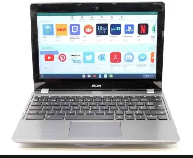 Laptop acer c740 with128gb ssd and 2ram